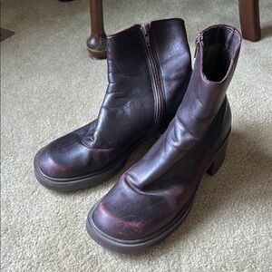 Bandolino Brown Ankle Boots with Classic Design